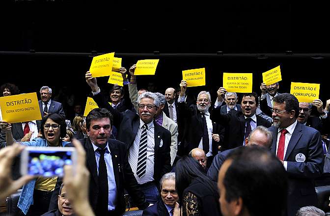 Sessão para análise e discussão da Reforma Política